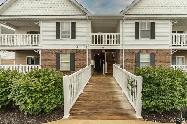 534 Saravalle Drive, St Peters, MO 63376