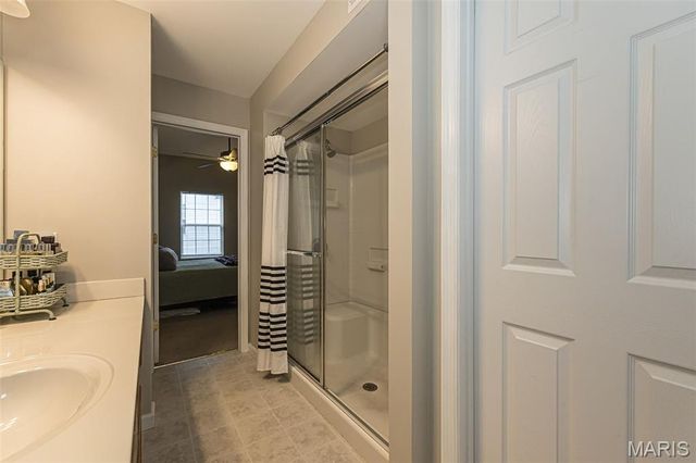 534 Saravalle Drive, St Peters, MO 63376