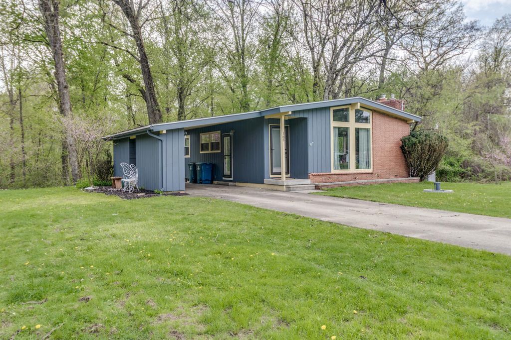 165 Lynn Drive, Battle Creek, MI 49037
