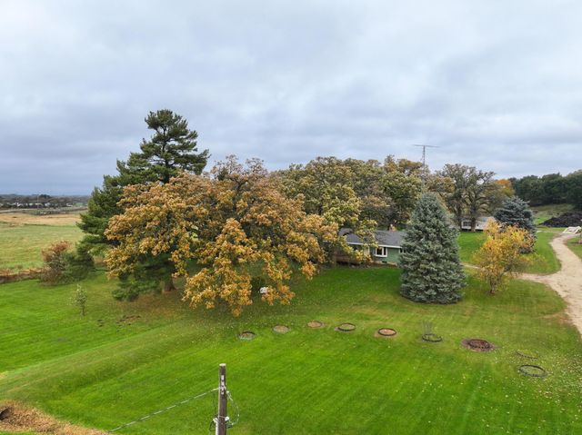 4616 Groves End Lane SE, Rochester, MN 55904