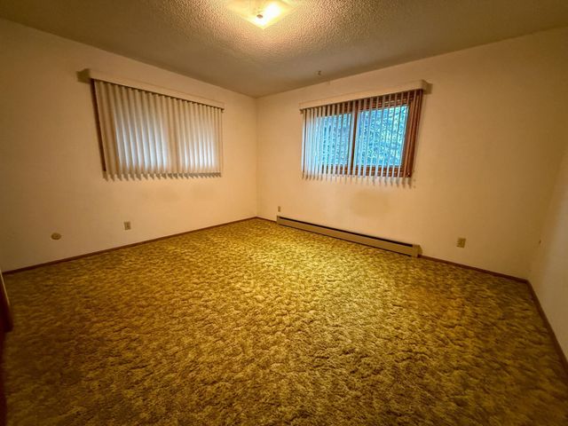 4616 Groves End Lane SE, Rochester, MN 55904