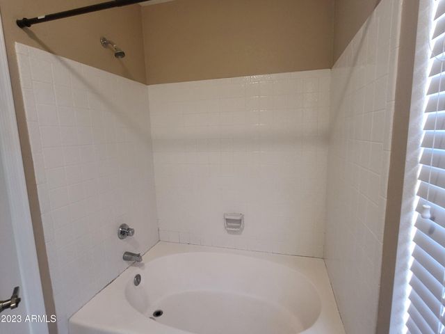 9126 W Maui Lane, Peoria, AZ 85381