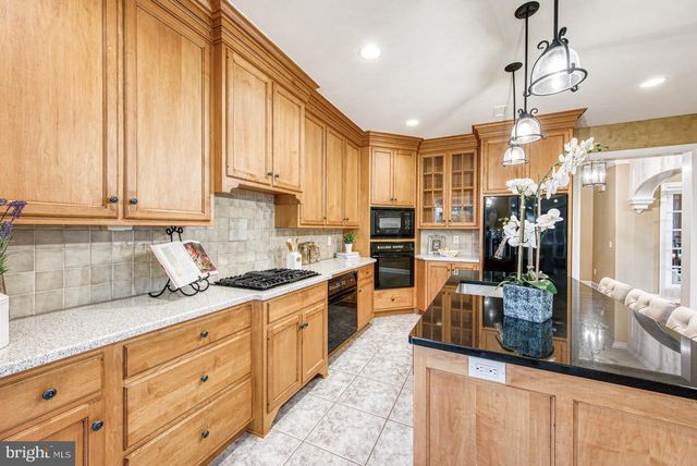 371 APPLEBROOK DR, Malvern, PA 19355