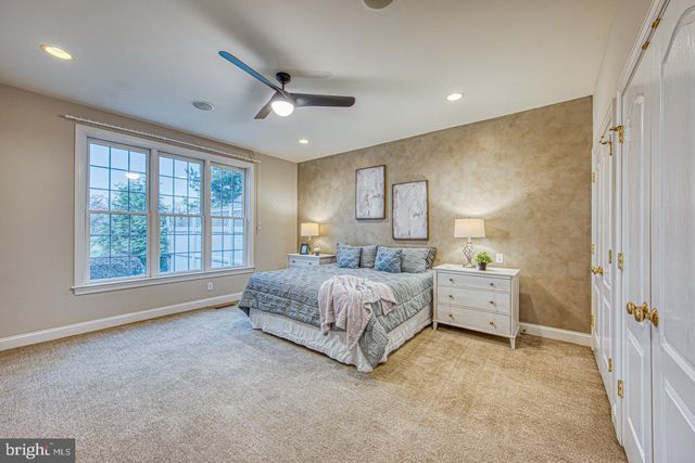 371 APPLEBROOK DR, Malvern, PA 19355