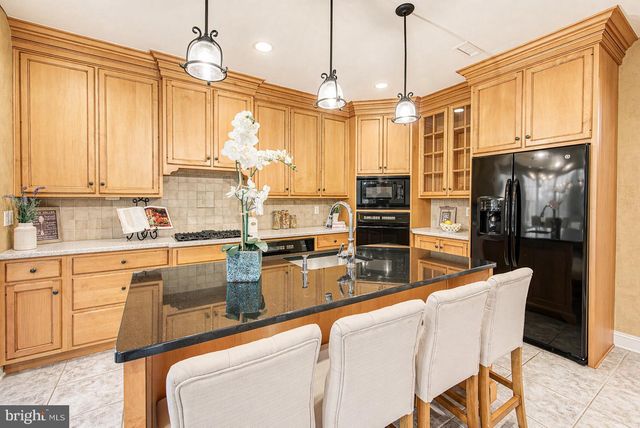 371 APPLEBROOK DR, Malvern, PA 19355