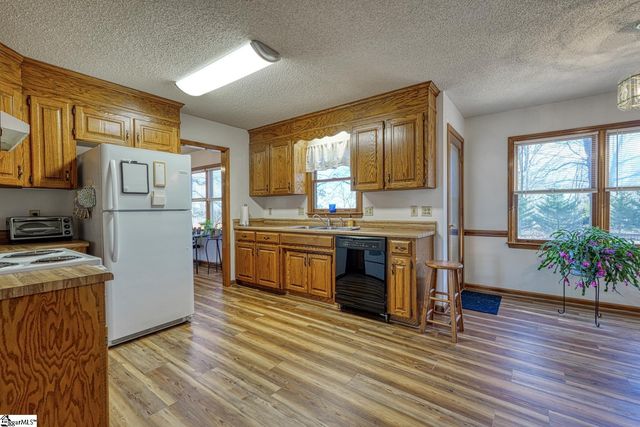 191 Skinner Road, Inman, SC 29349