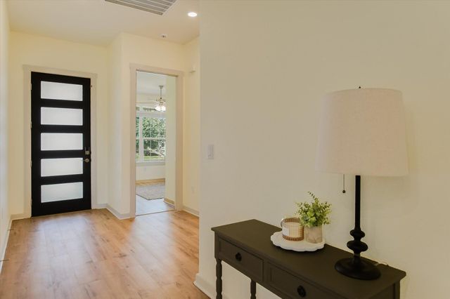 1013 Bear Track LOOP, Georgetown, TX 78628