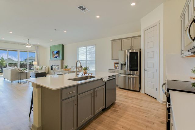 1013 Bear Track LOOP, Georgetown, TX 78628