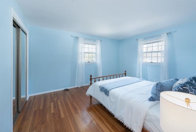 11 Suzanne Drive, Portsmouth, NH 03801