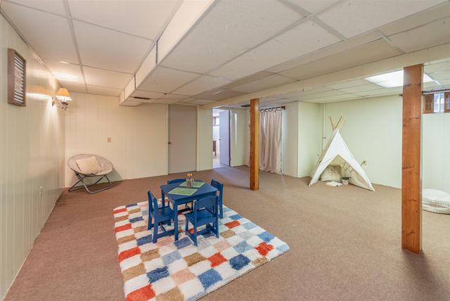 11 Suzanne Drive, Portsmouth, NH 03801