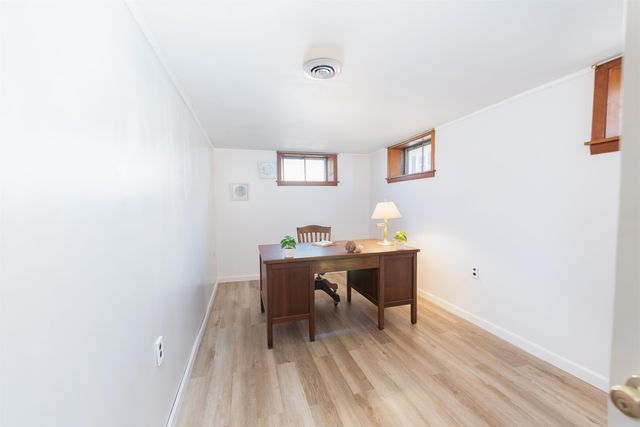 11 Suzanne Drive, Portsmouth, NH 03801