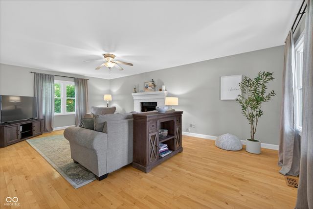 281 Lansdowne Drive, Noblesville, IN 46060