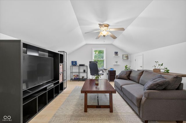 281 Lansdowne Drive, Noblesville, IN 46060