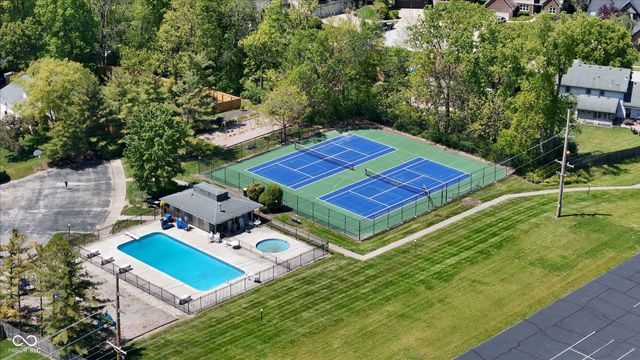 281 Lansdowne Drive, Noblesville, IN 46060
