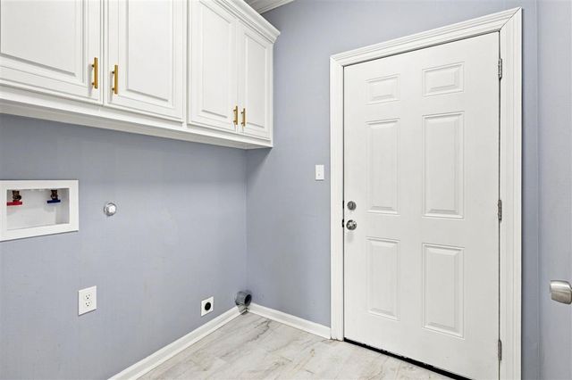 255 Tommys Lane, Lake Charles, LA 70615