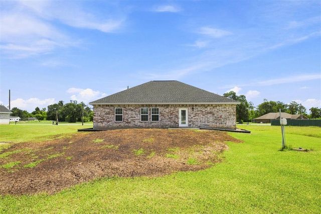 255 Tommys Lane, Lake Charles, LA 70615