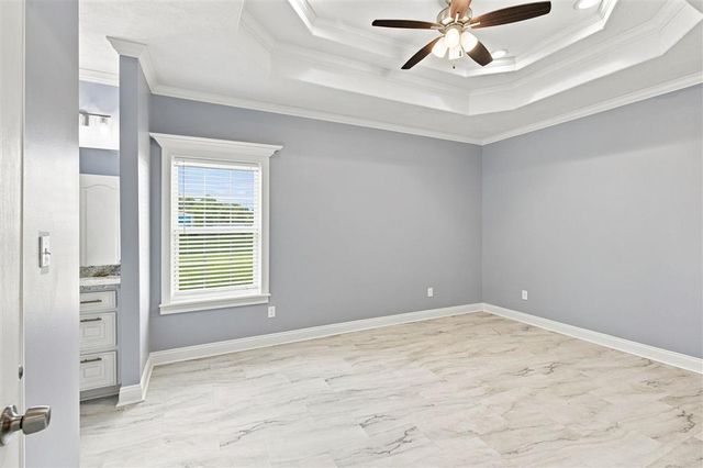 255 Tommys Lane, Lake Charles, LA 70615
