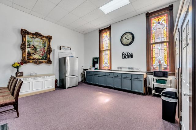 124 W Hobart Street, Ashley, IN 46705