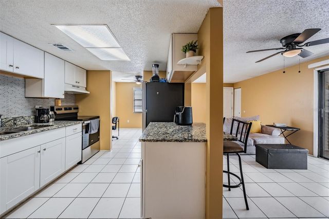 124 LOBLOLLY COURT H, Oldsmar, FL 34677