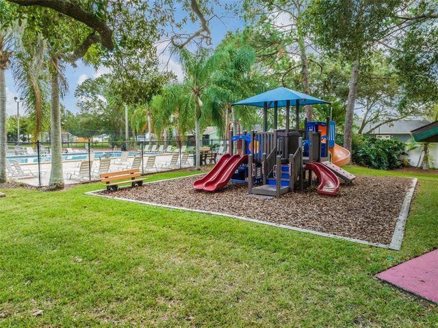 124 LOBLOLLY COURT H, Oldsmar, FL 34677