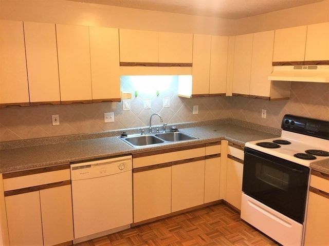 200 Cove Way 318, Quincy, MA 02169