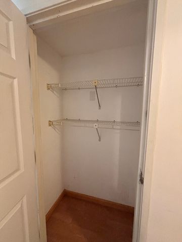 200 Cove Way 318, Quincy, MA 02169