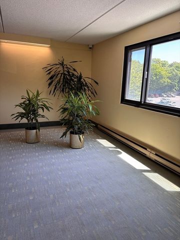 200 Cove Way 318, Quincy, MA 02169