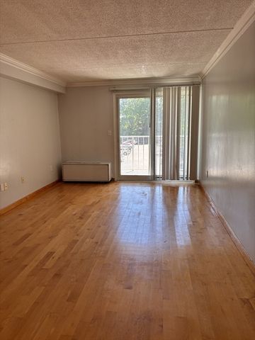 200 Cove Way 318, Quincy, MA 02169