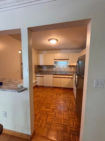 200 Cove Way 318, Quincy, MA 02169