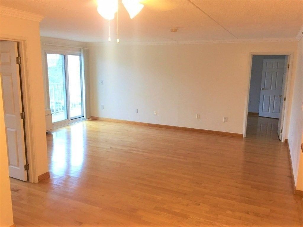 200 Cove Way 318, Quincy, MA 02169