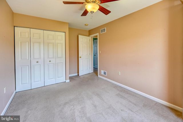 130 SWEETWATER LN, Newmanstown, PA 17073