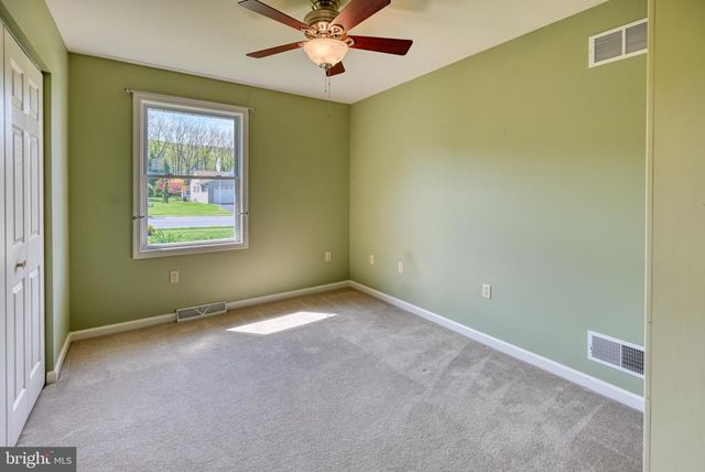 130 SWEETWATER LN, Newmanstown, PA 17073