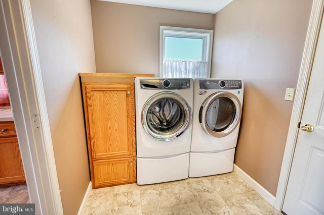 130 SWEETWATER LN, Newmanstown, PA 17073