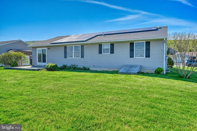 130 SWEETWATER LN, Newmanstown, PA 17073