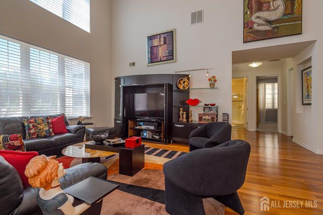 118 Turnberry Drive, Monroe, NJ 08831