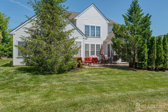 118 Turnberry Drive, Monroe, NJ 08831