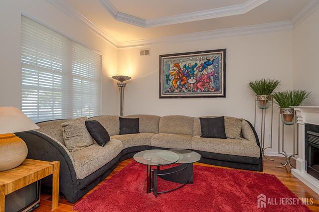 118 Turnberry Drive, Monroe, NJ 08831