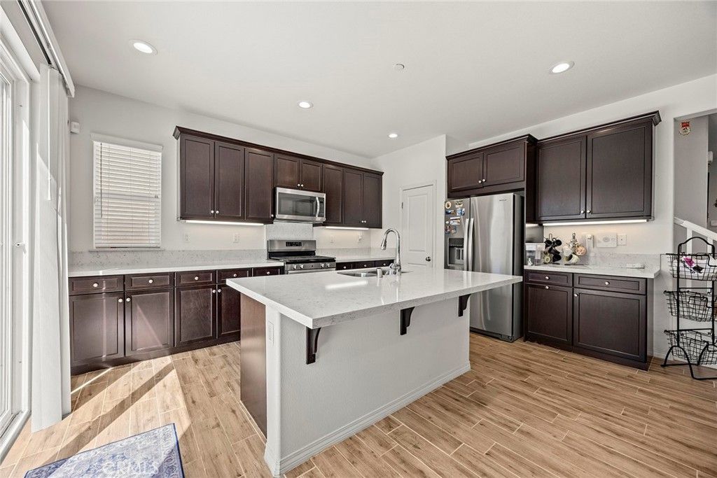 15237 Brookstone, Fontana, CA 92336
