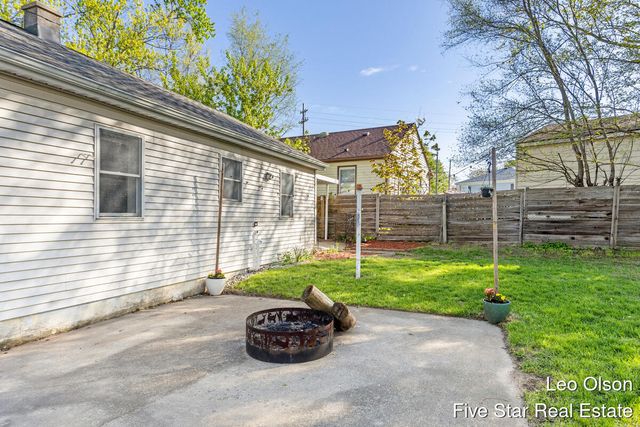 2610 Riley Avenue, Wyoming, MI 49509