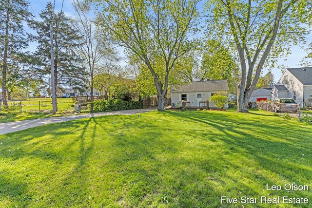 2610 Riley Avenue, Wyoming, MI 49509