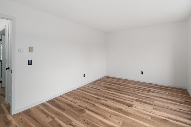 8 Driftway Road C1, Danbury, CT 06811