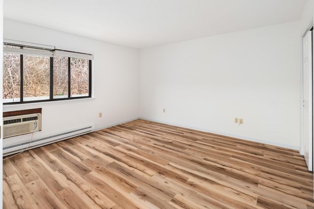 8 Driftway Road C1, Danbury, CT 06811