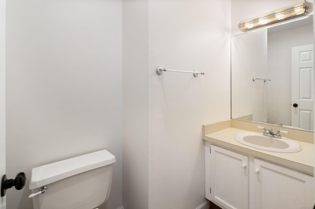 8 Driftway Road C1, Danbury, CT 06811