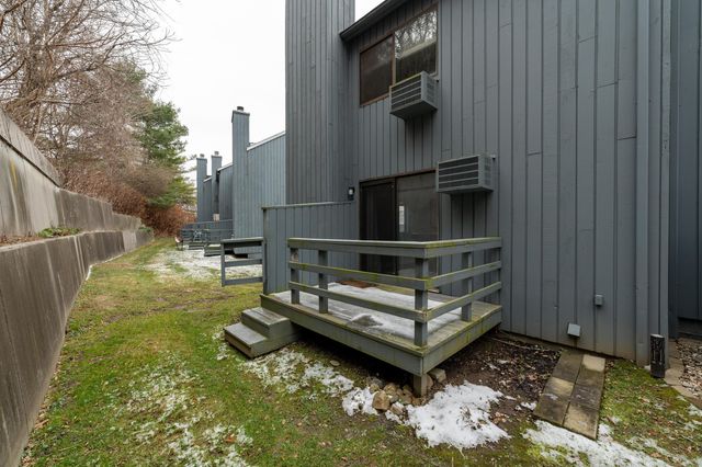 8 Driftway Road C1, Danbury, CT 06811