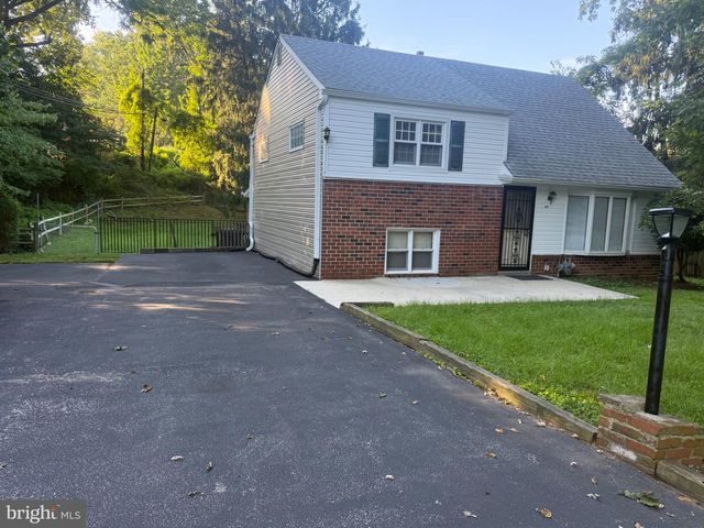 697 OLD MARPLE RD, Springfield, PA 19064