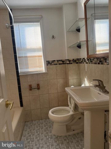 697 OLD MARPLE RD, Springfield, PA 19064