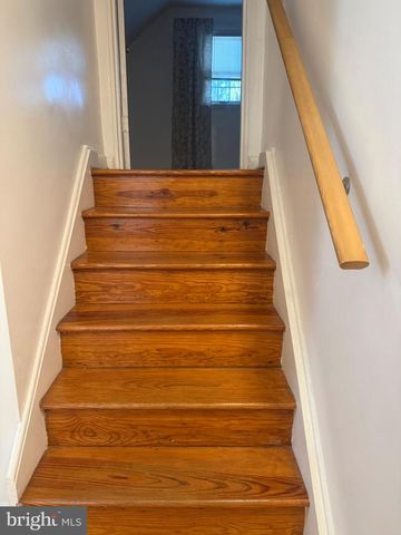 697 OLD MARPLE RD, Springfield, PA 19064