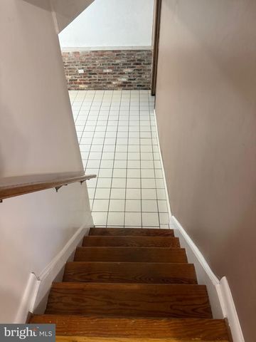 697 OLD MARPLE RD, Springfield, PA 19064