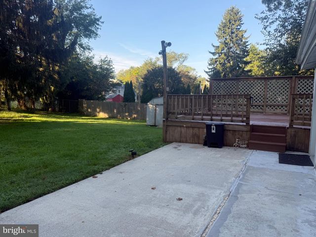 697 OLD MARPLE RD, Springfield, PA 19064