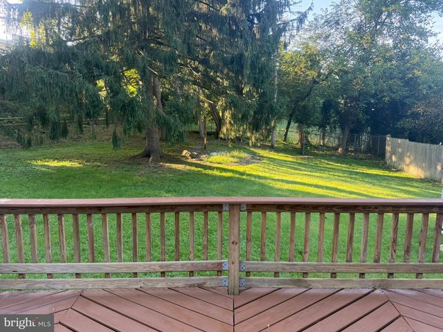 697 OLD MARPLE RD, Springfield, PA 19064